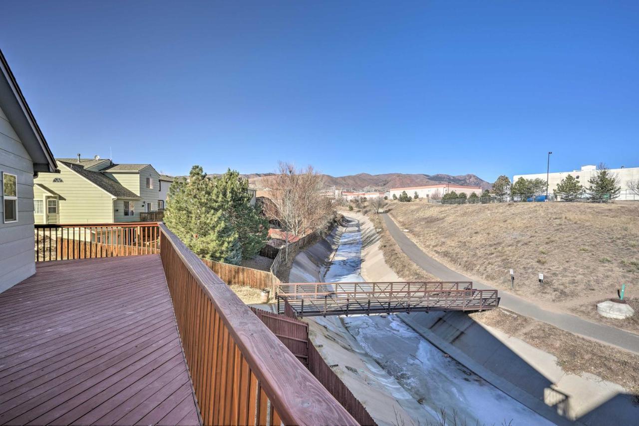 Updated Springs Home - 3 Mi To Garden Of The Gods! 科罗拉多斯普林斯 外观 照片